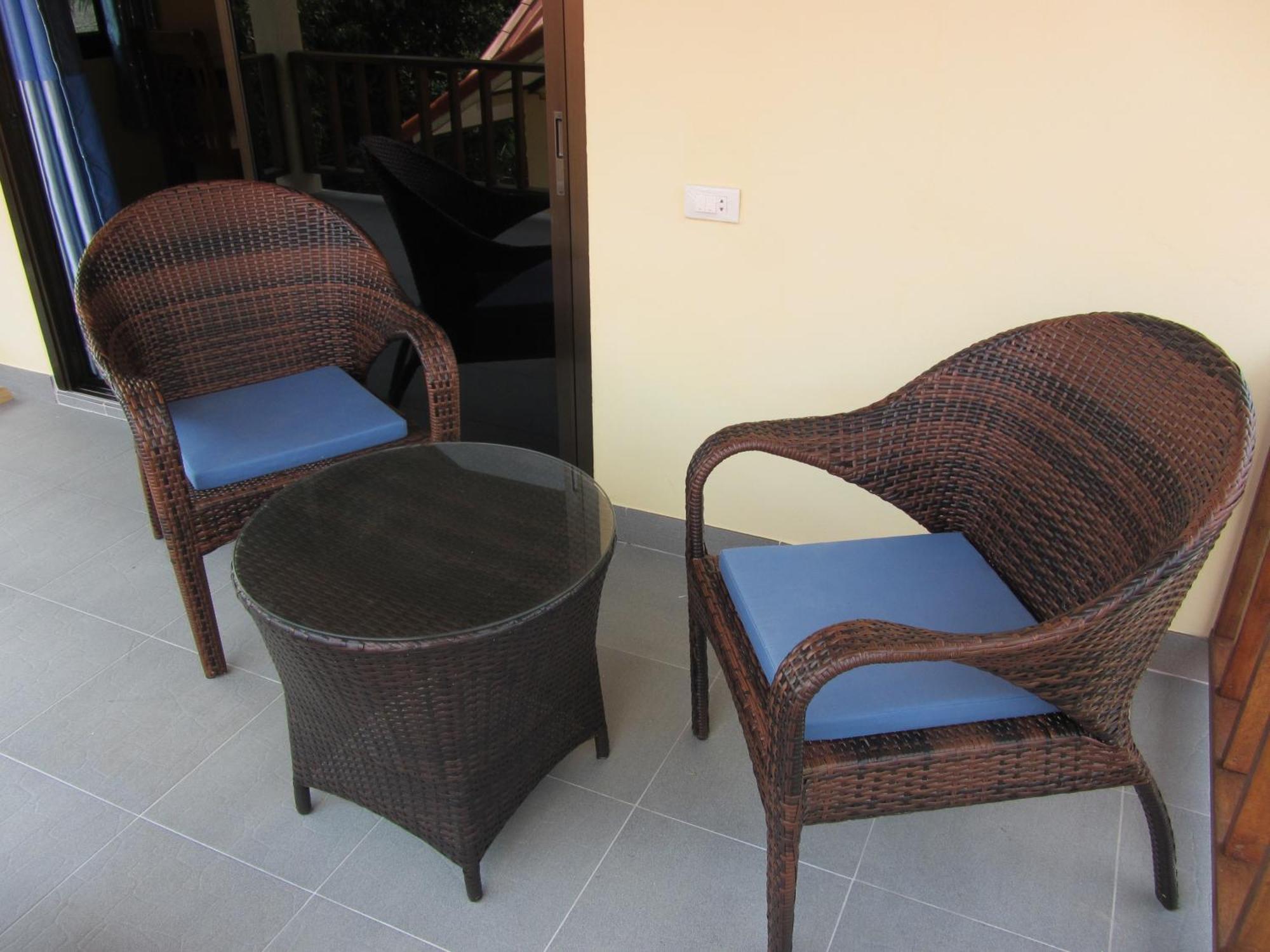 Flower Paradise Bungalows & Swiss Restaurant Roestiland Lamai Beach  Room photo