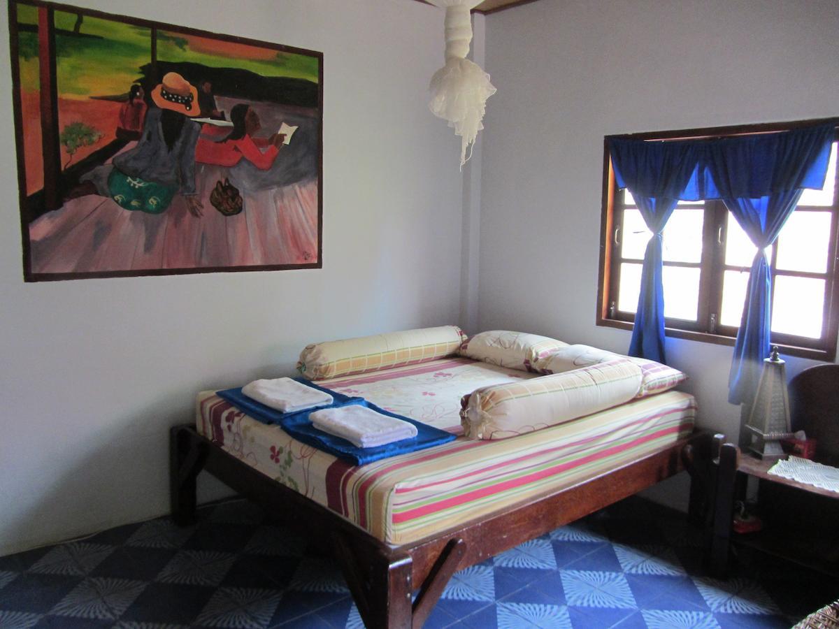 Flower Paradise Bungalows & Swiss Restaurant Roestiland Lamai Beach  Room photo