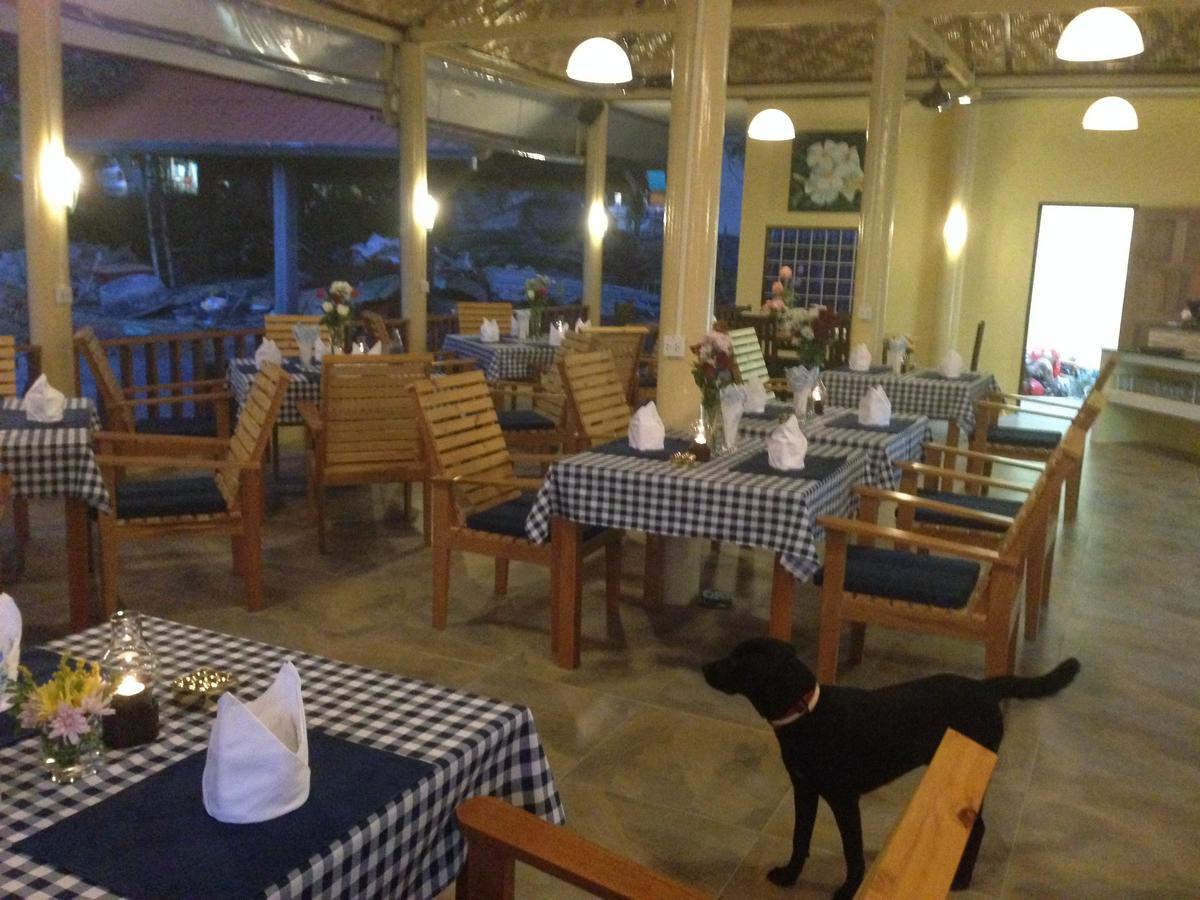 Flower Paradise Bungalows & Swiss Restaurant Roestiland Lamai Beach  Exterior photo
