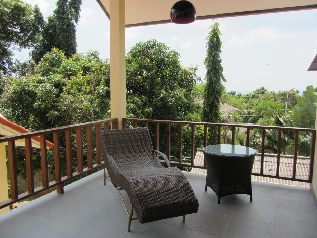 Flower Paradise Bungalows & Swiss Restaurant Roestiland Lamai Beach  Room photo