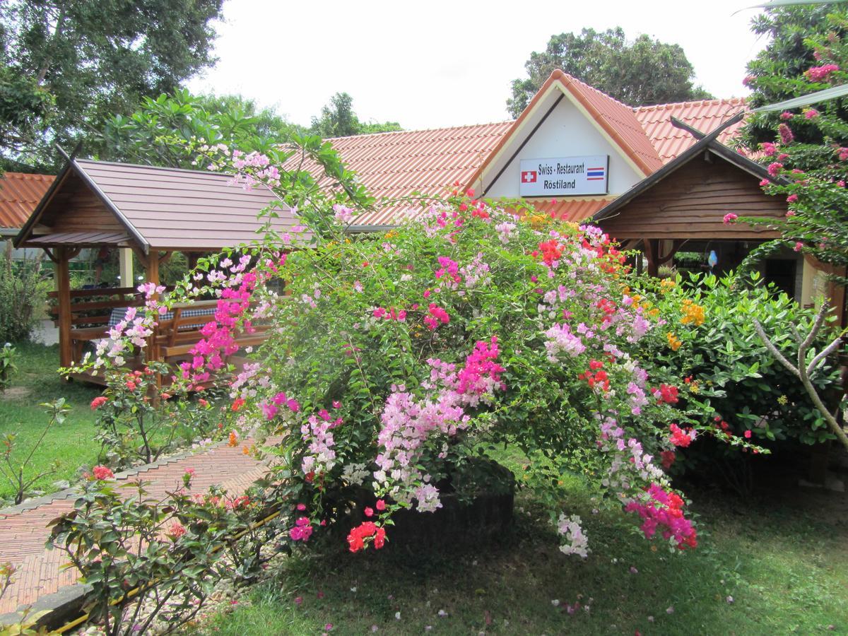 Flower Paradise Bungalows & Swiss Restaurant Roestiland Lamai Beach  Exterior photo